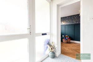 Photo 25- click for photo gallery